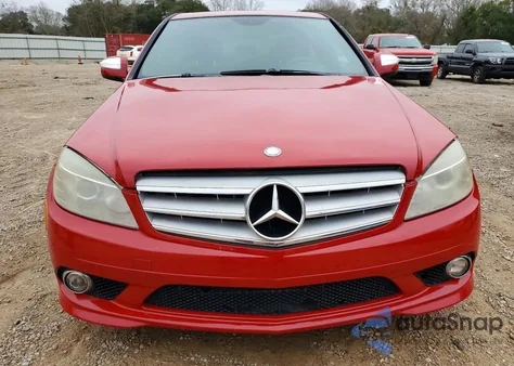 2008 Mercedes-Benz C 300 из США, поврежденный, VIN WDDGF54X38F161197